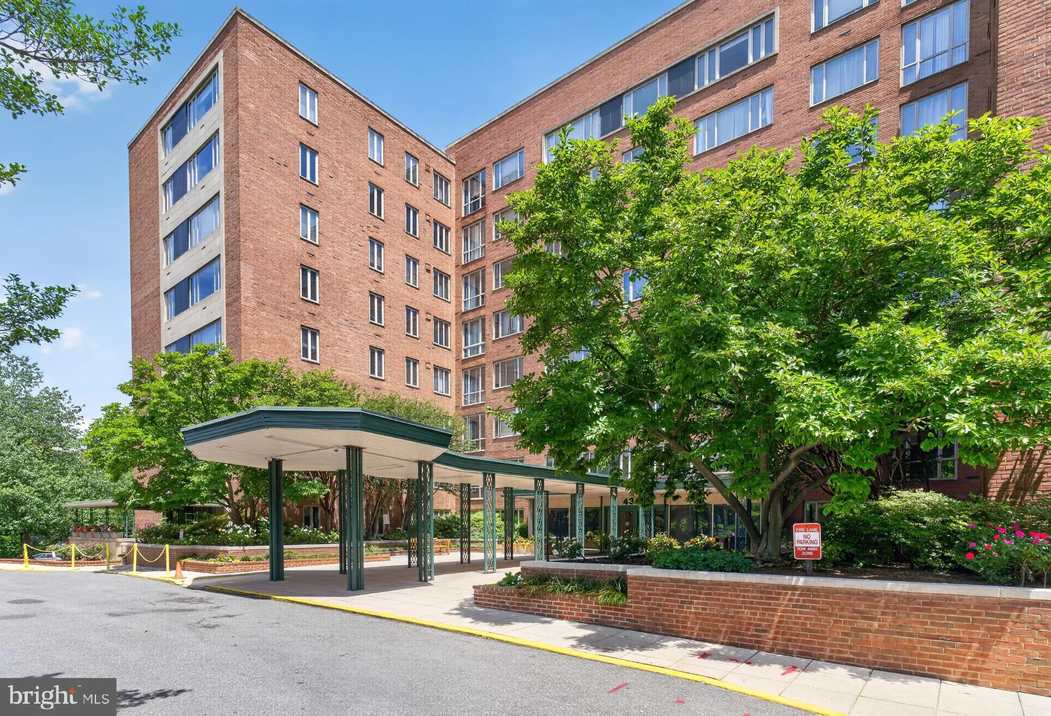 4301 MASSACHUSETTS AVENUE, Washington, DC 20016