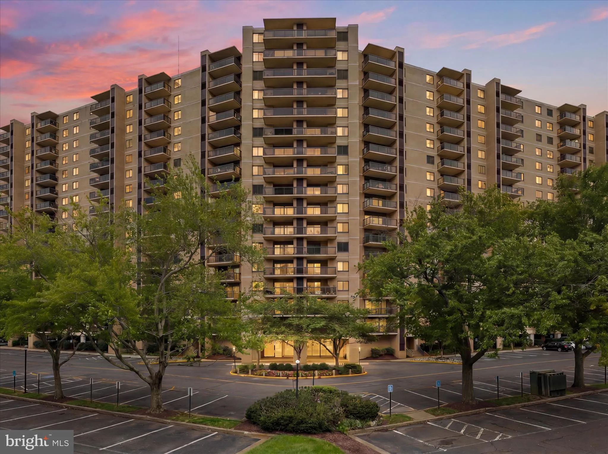 309 YOAKUM PARKWAY, Alexandria, VA 22304