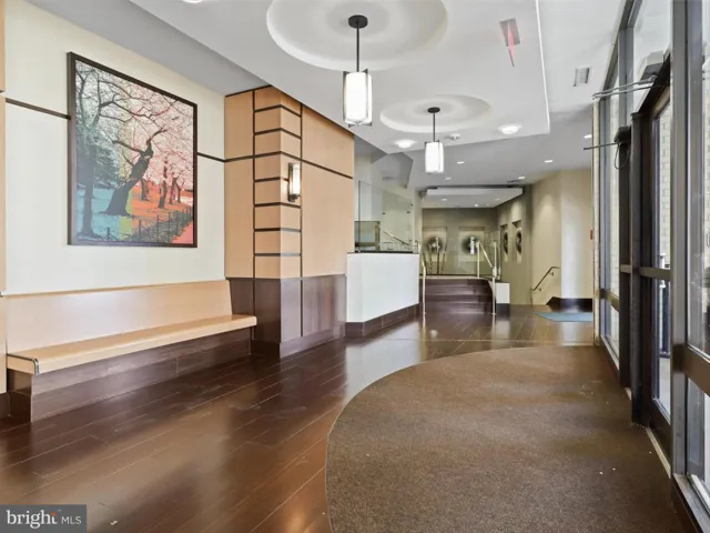 309 Yoakum Pkwy, Alexandria, Virginia 22304