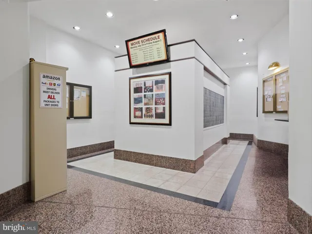 309 Yoakum Pkwy, Alexandria, Virginia 22304