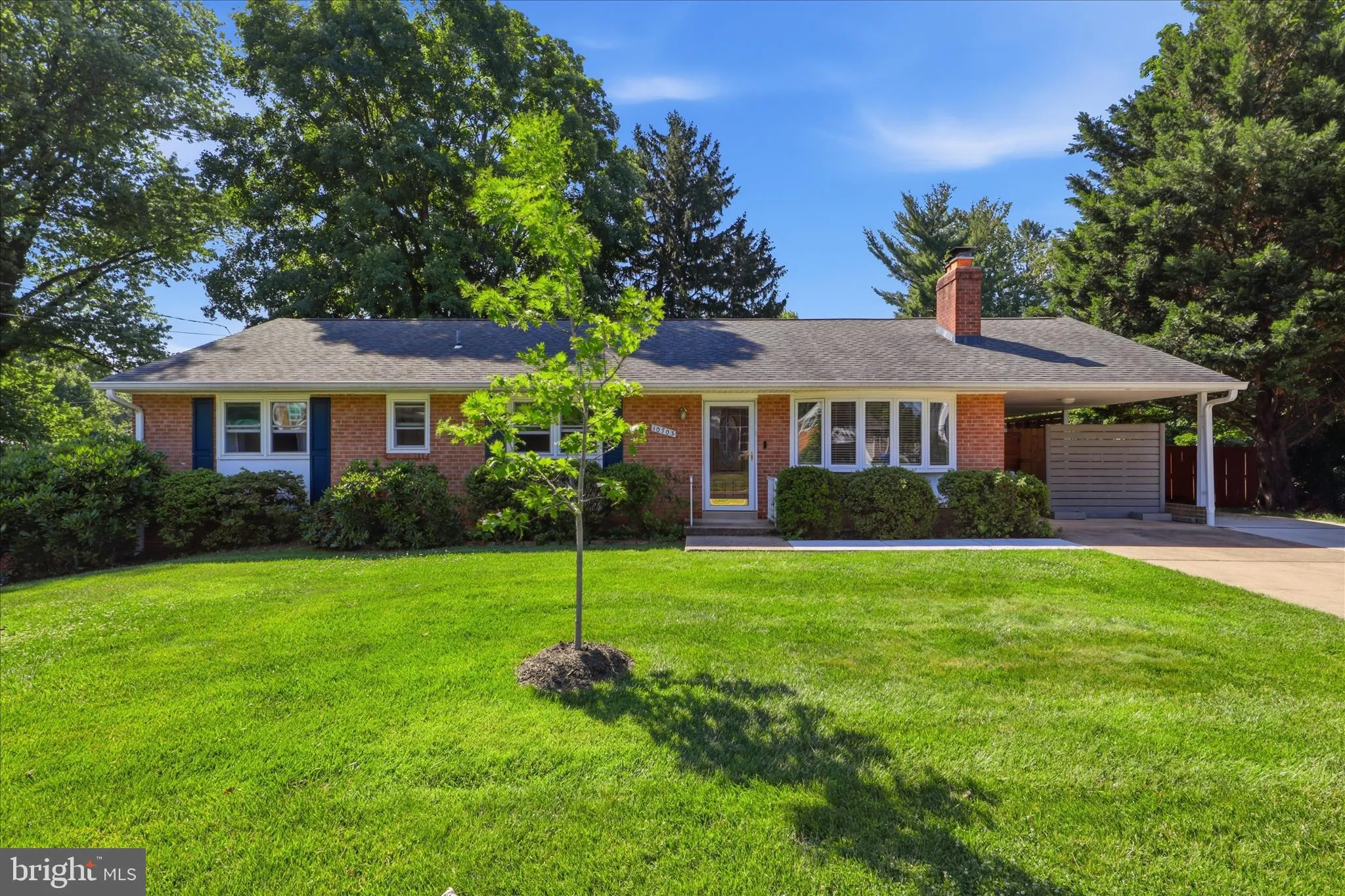 10703 ALMOND STREET, Fairfax, VA 22032