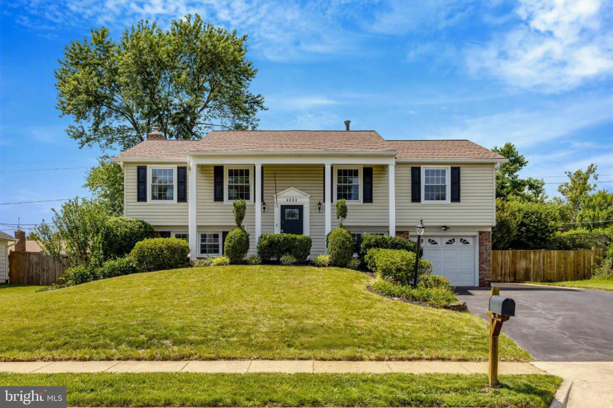 4224 MINSTRELL LANE, Fairfax, VA 22033
