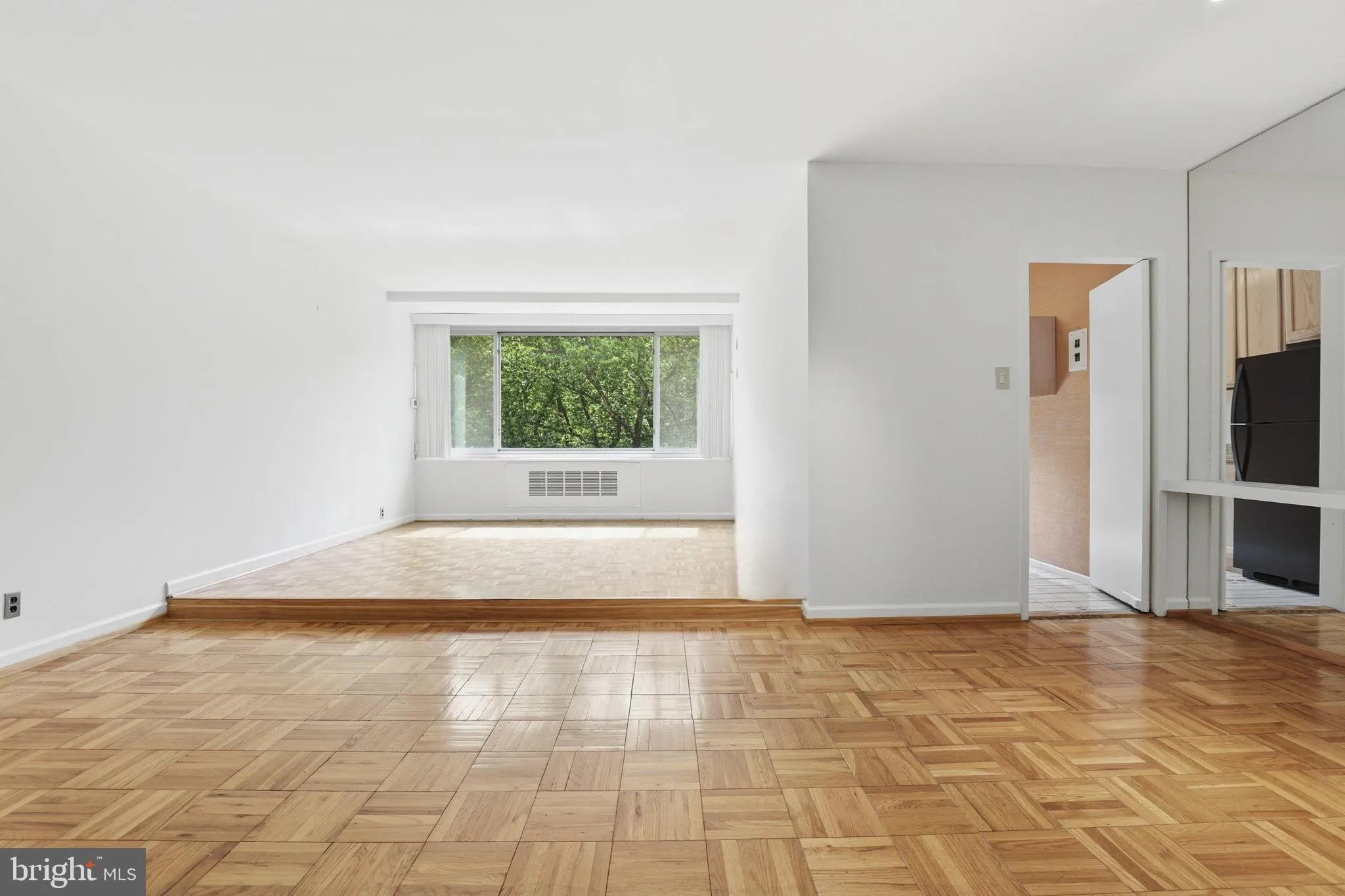 4200 CATHEDRAL AVENUE, Washington, DC 20016