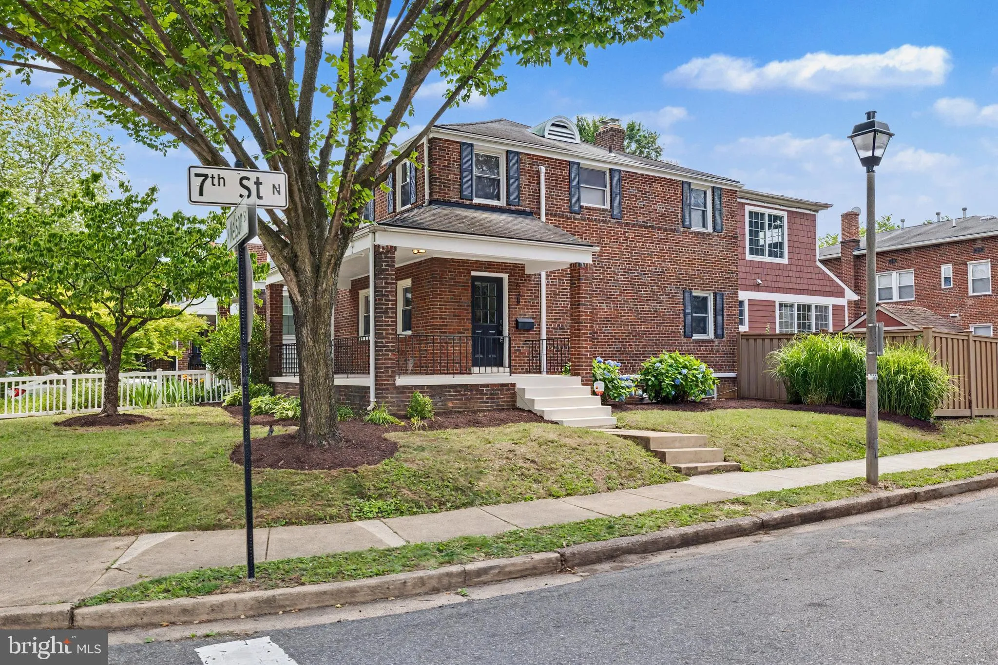 638 NELSON STREET, Arlington, VA 22203