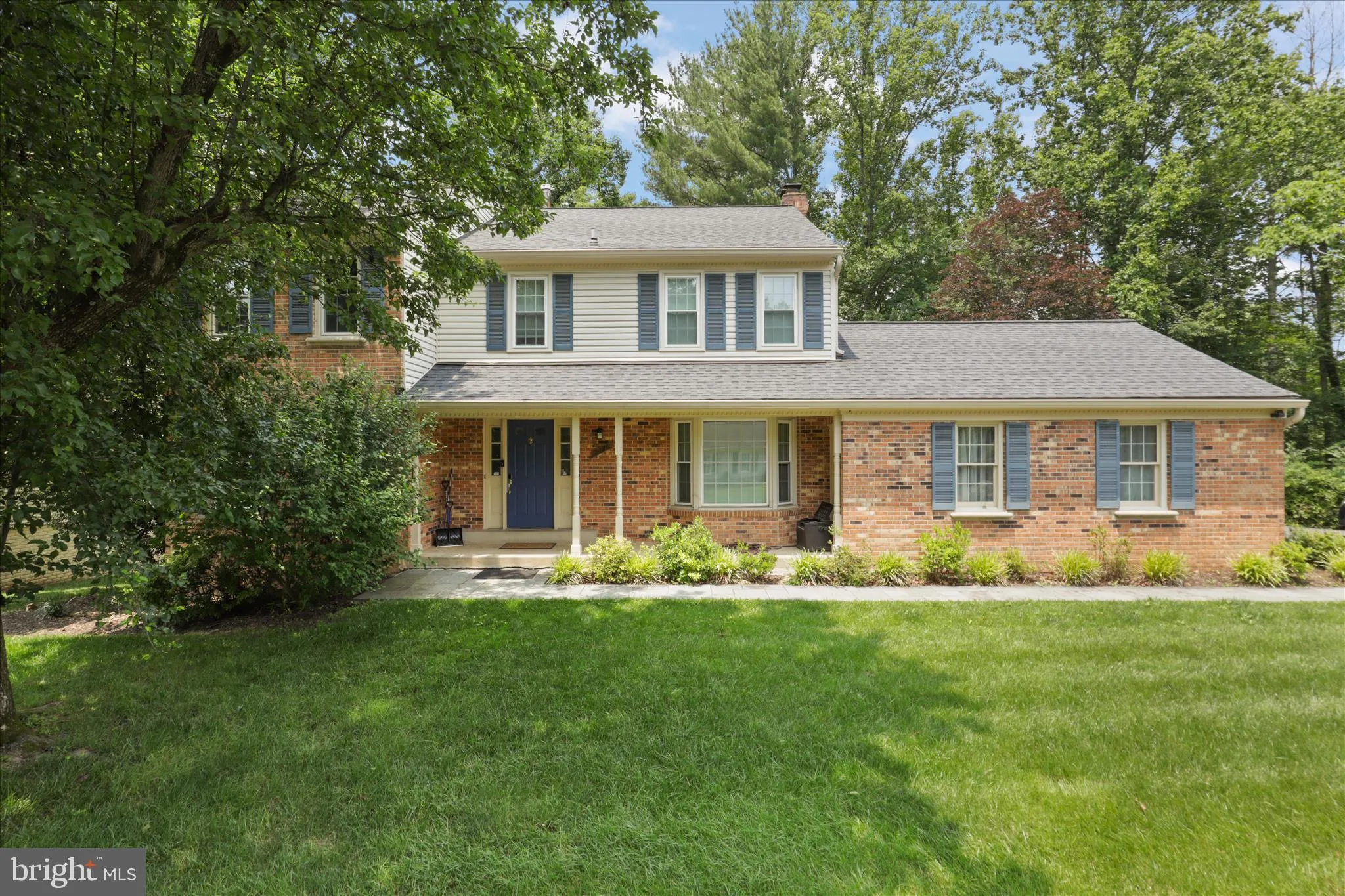 2026 WESTWOOD FOREST DRIVE, Vienna, VA 22182