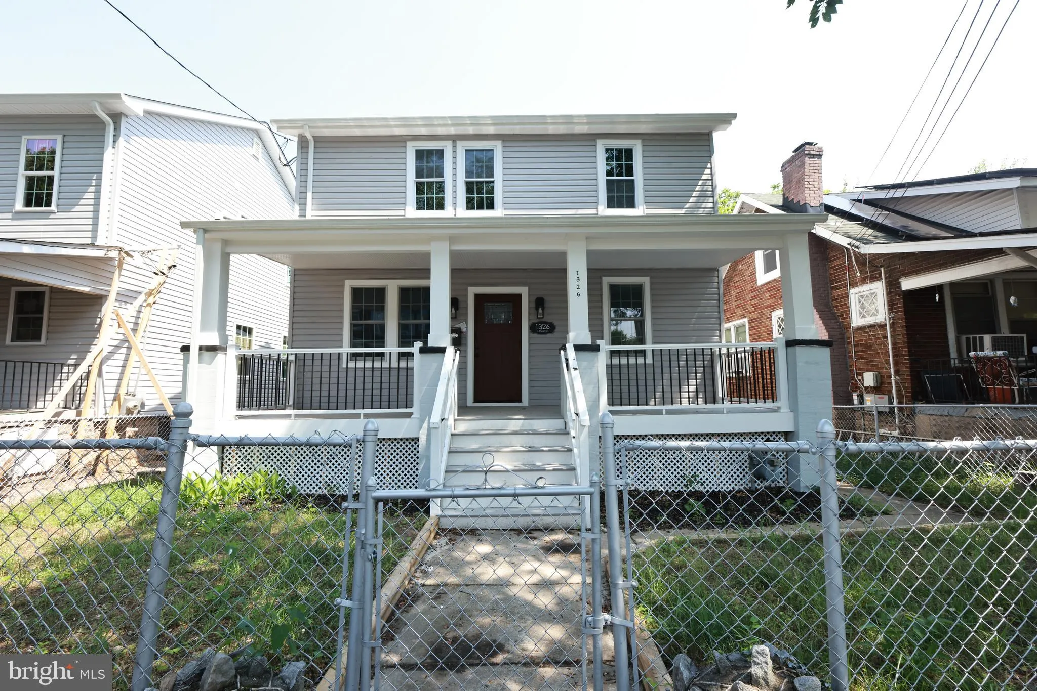 1326 S STREET, Washington, DC 20020