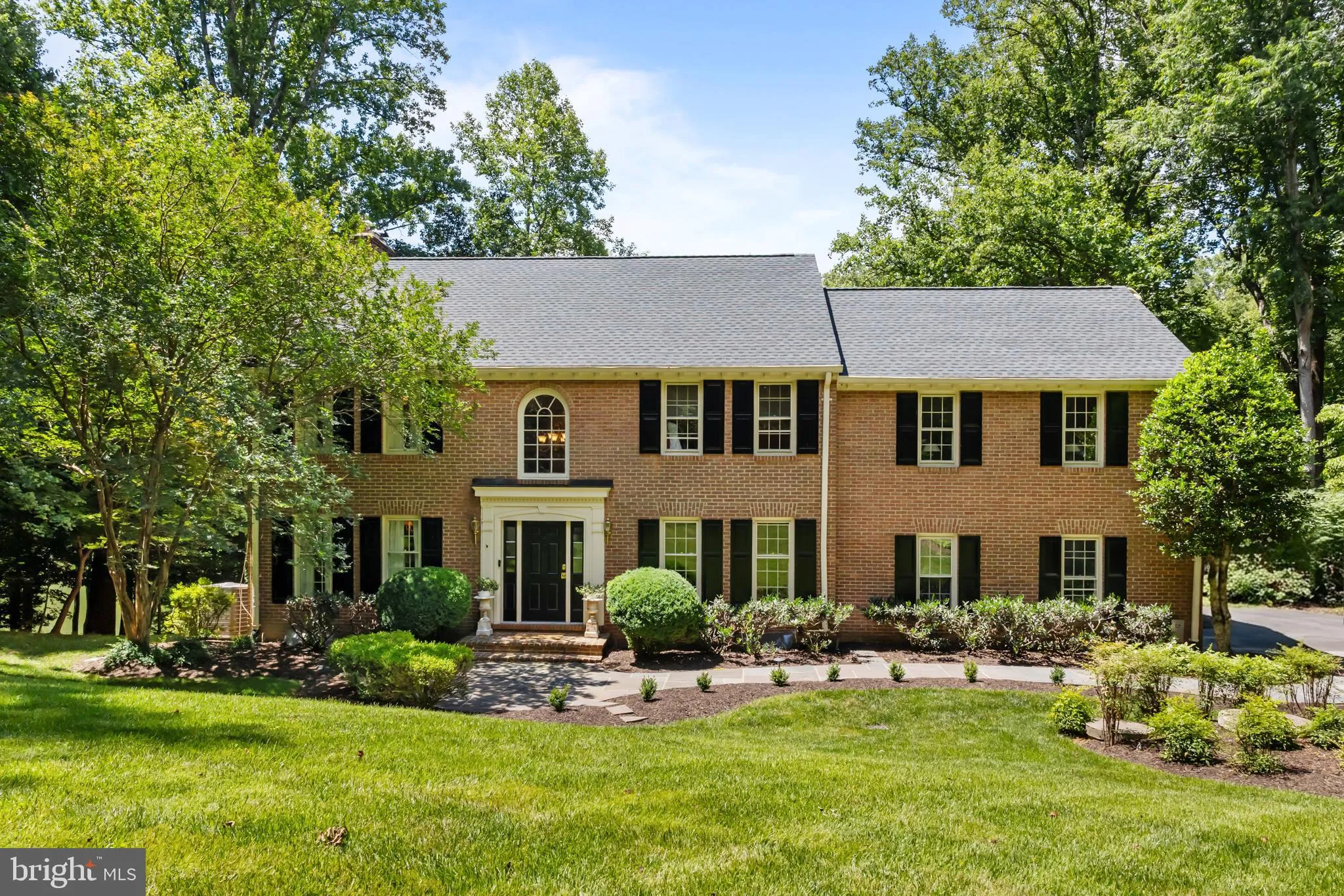 9405 LAGOVISTA COURT, Great Falls, VA 22066