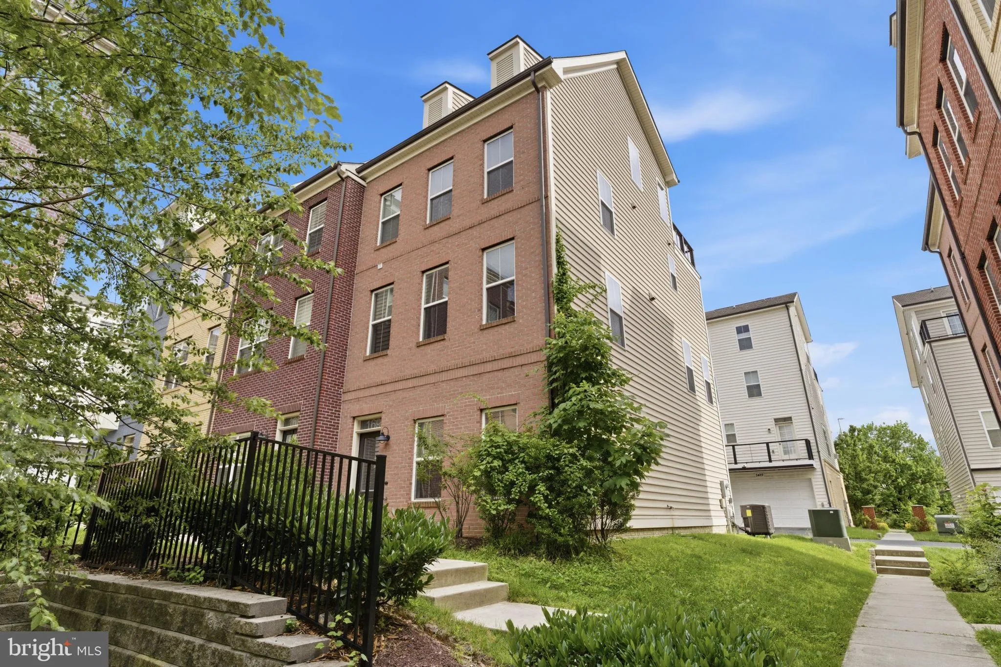 169 KANDINSKY LOOP, Silver Spring, MD 20906