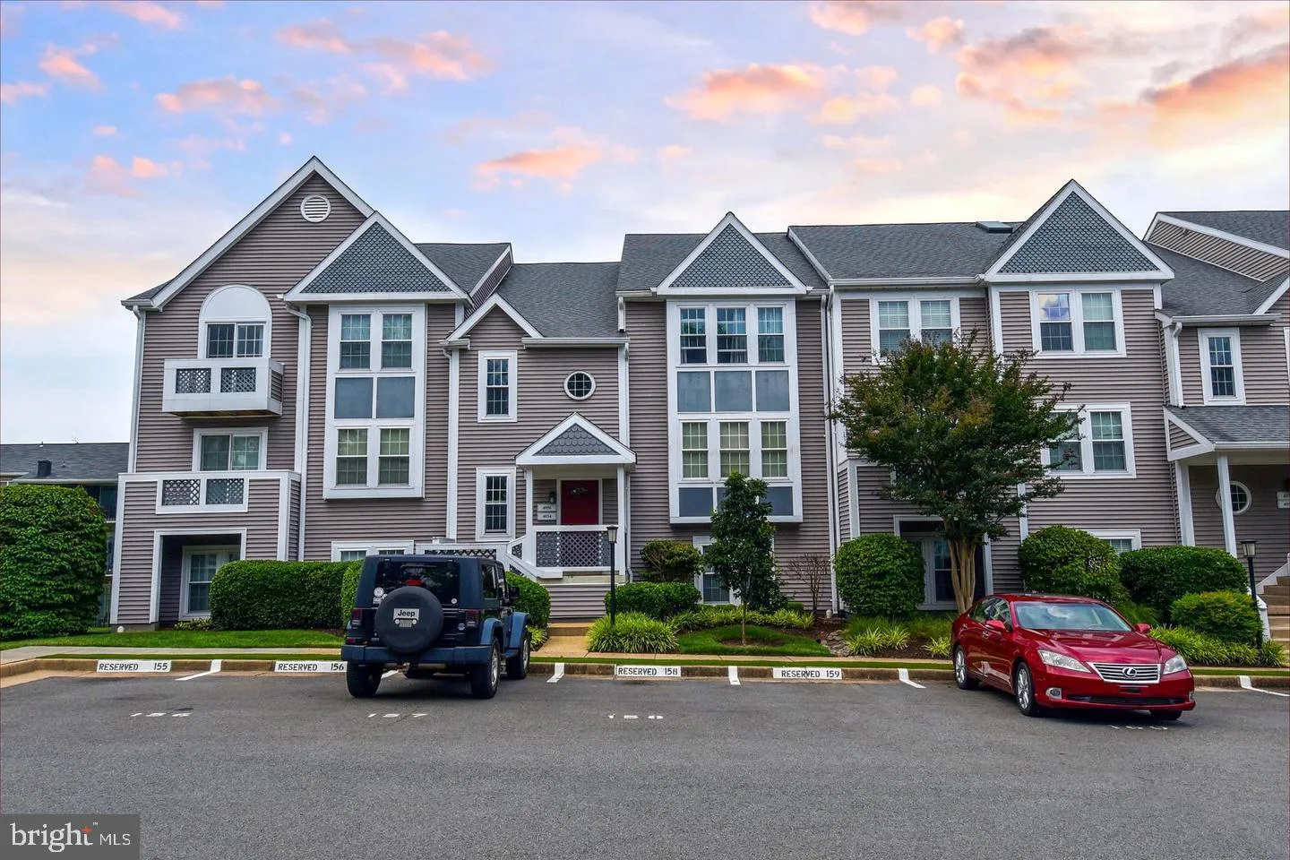 4056 GRAYS POINTE COURT, Fairfax, VA 22033