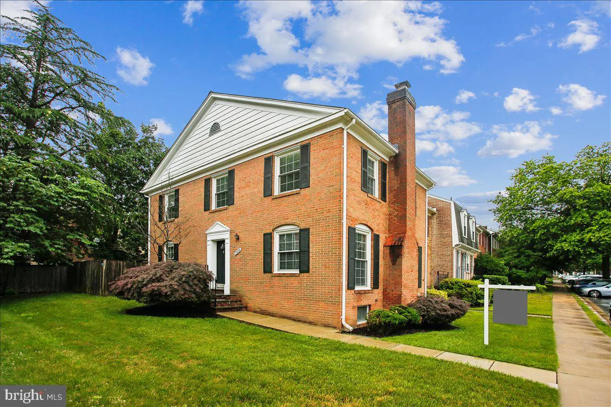 7018 BRADWOOD COURT, Springfield, VA 22151