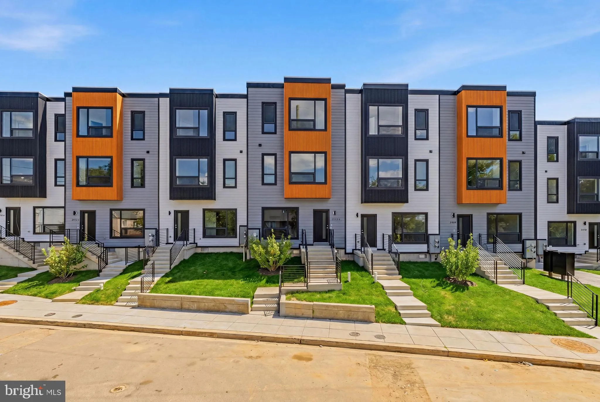 2534 ELVANS ROAD, Washington, DC 20020