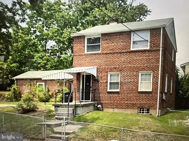 5364 AMES STREET, Washington, DC 20019