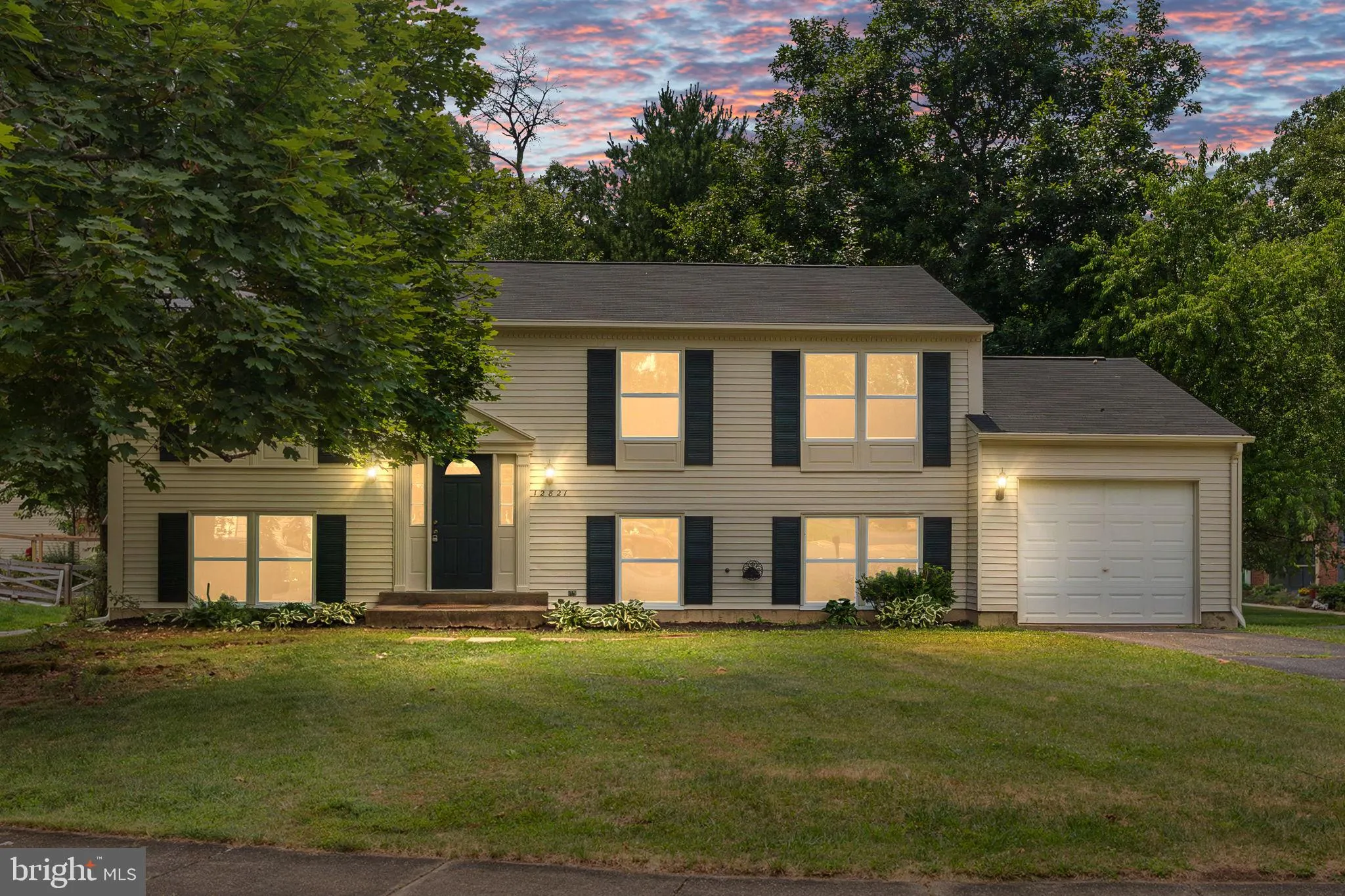 12821 LONGLEAF LANE, Herndon, VA 20170