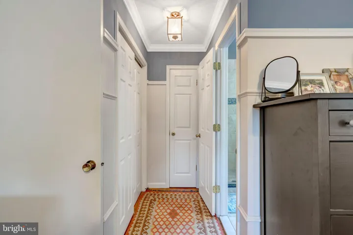 4509 Twinbrook Road, Fairfax, VA 22032