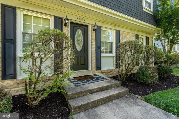 4509 Twinbrook Road, Fairfax, VA 22032