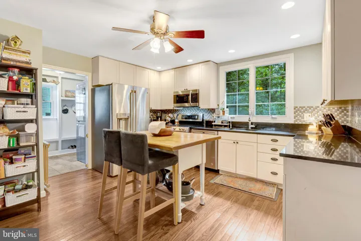 4509 Twinbrook Road, Fairfax, VA 22032