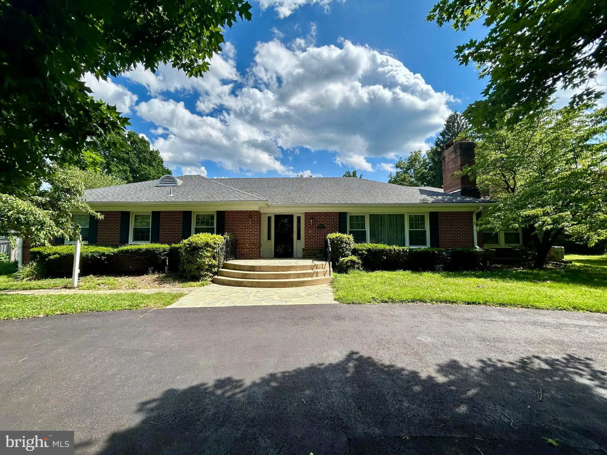 805 ORCHARD WAY, Silver Spring, MD 20904