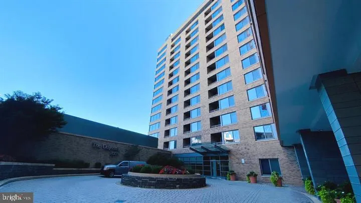 2001 15TH STREET, Arlington, VA 22201