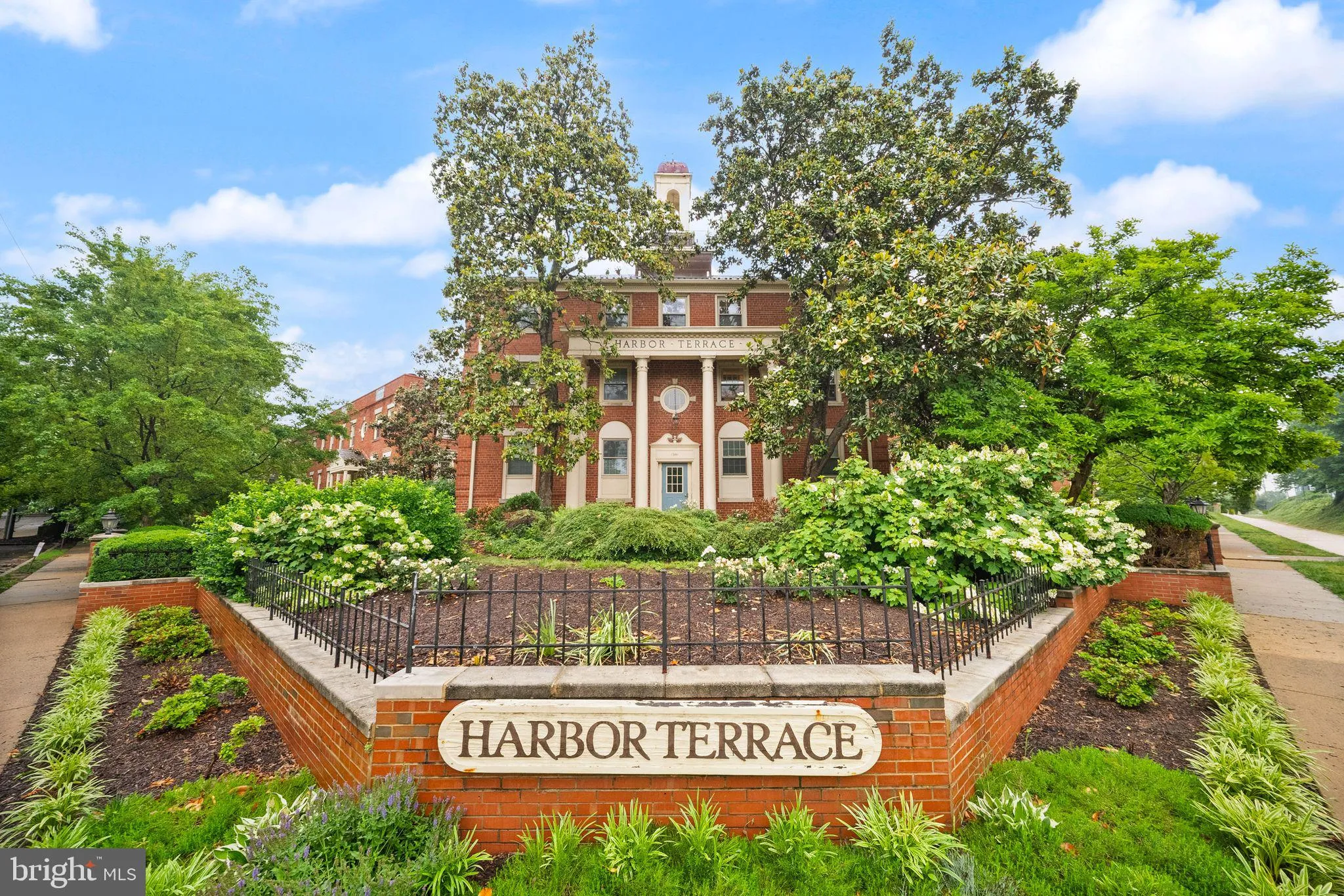 1311 ABINGDON DRIVE, Alexandria, VA 22314