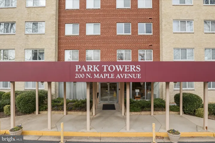 200 N Maple Avenue, Falls Church, VA 22046