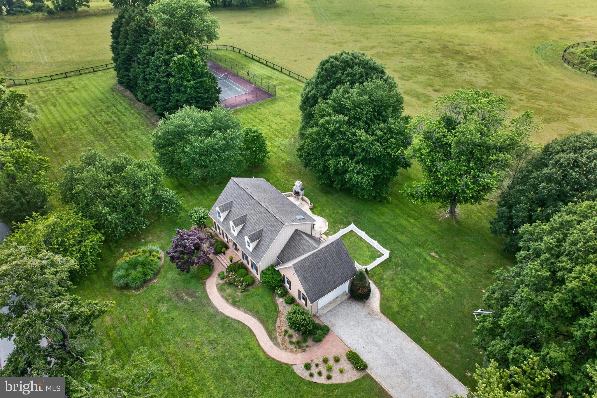 718 WHITEHALL BEACH ROAD, Annapolis, MD 21409