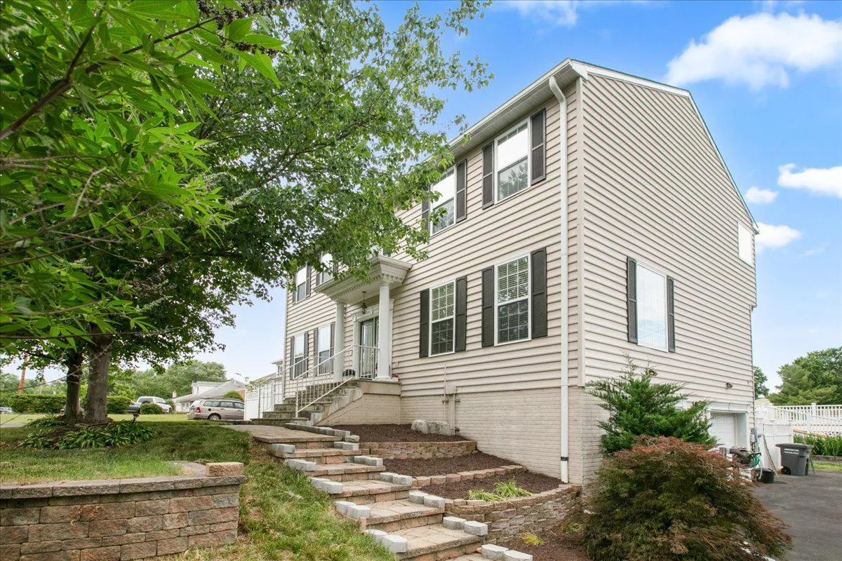 4724 POLE ROAD, Alexandria, VA 22309