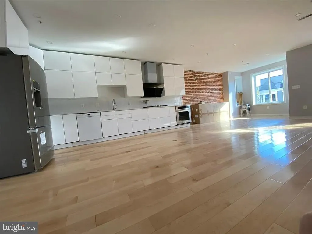 1361 NEWTON STREET, Washington, DC 20010