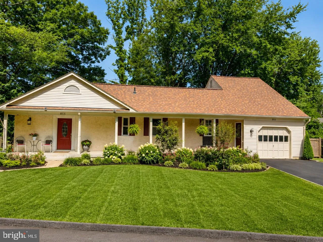 8531 WEST OAK PLACE PLACE, Vienna, VA 22182