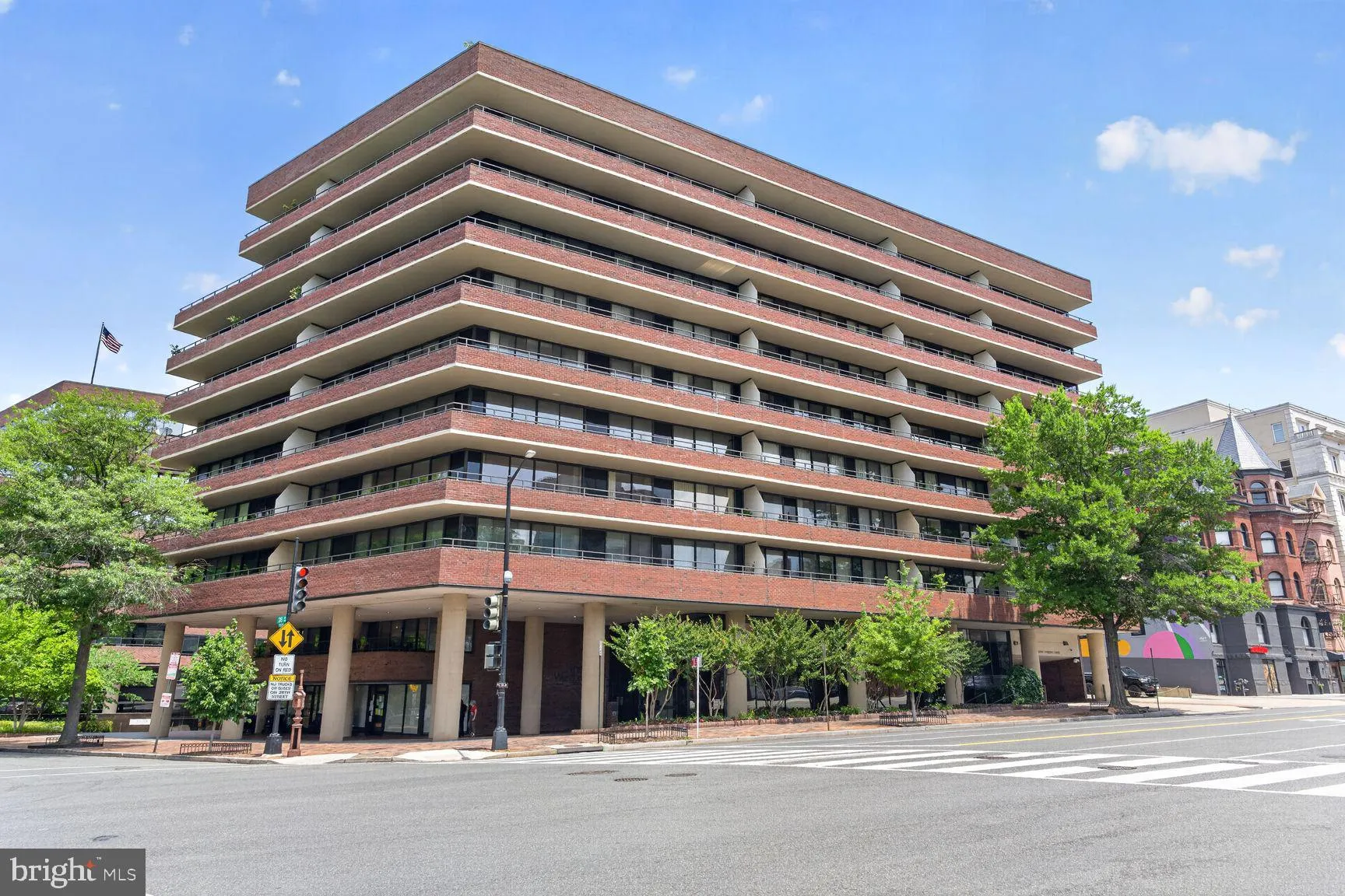 2555 PENNSYLVANIA AVENUE, Washington, DC 20037