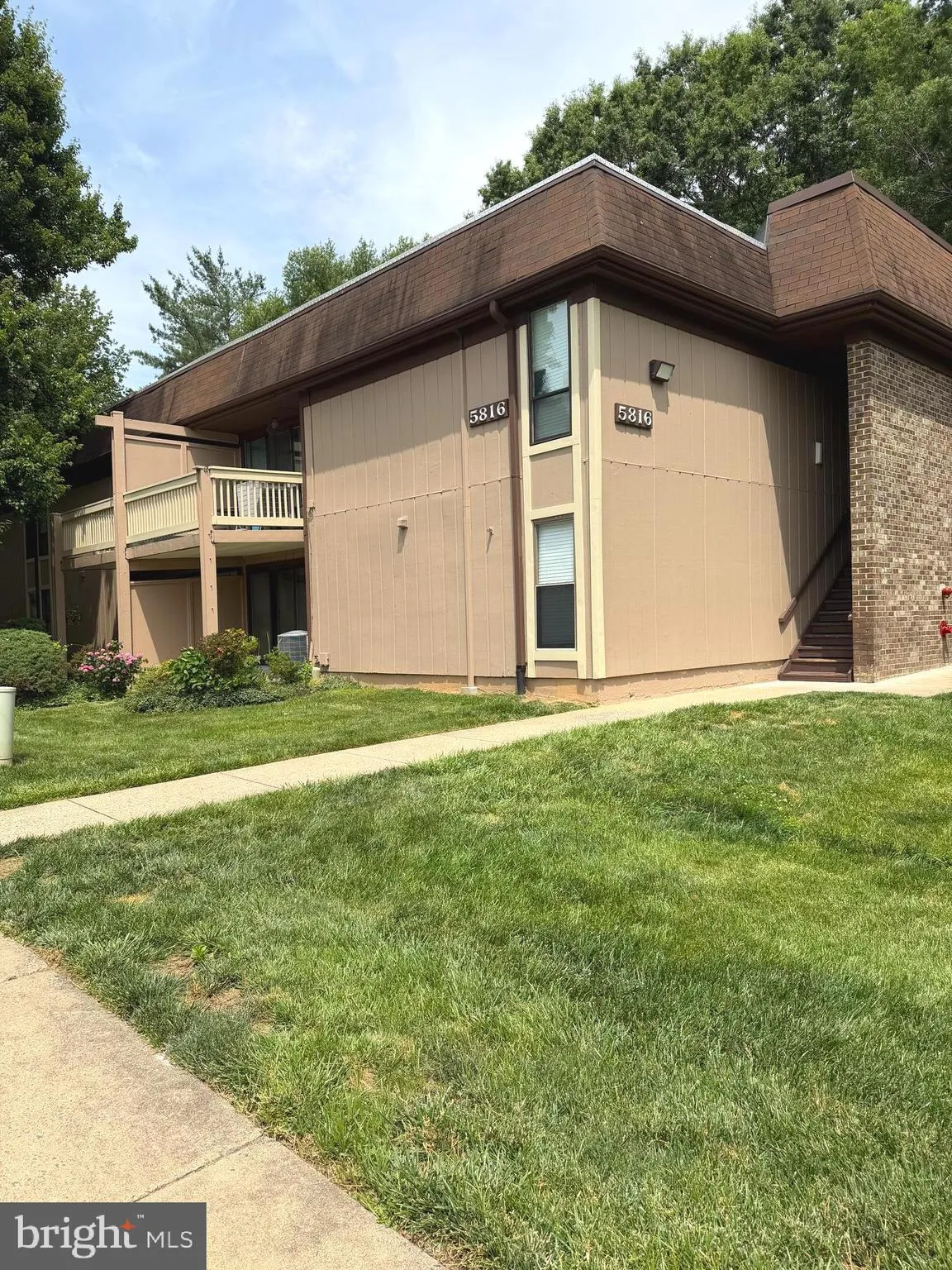 5816 ROYAL RIDGE DRIVE, Springfield, VA 22152