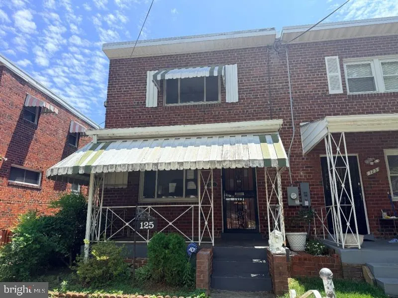 125 48TH PLACE, Washington, DC 20019