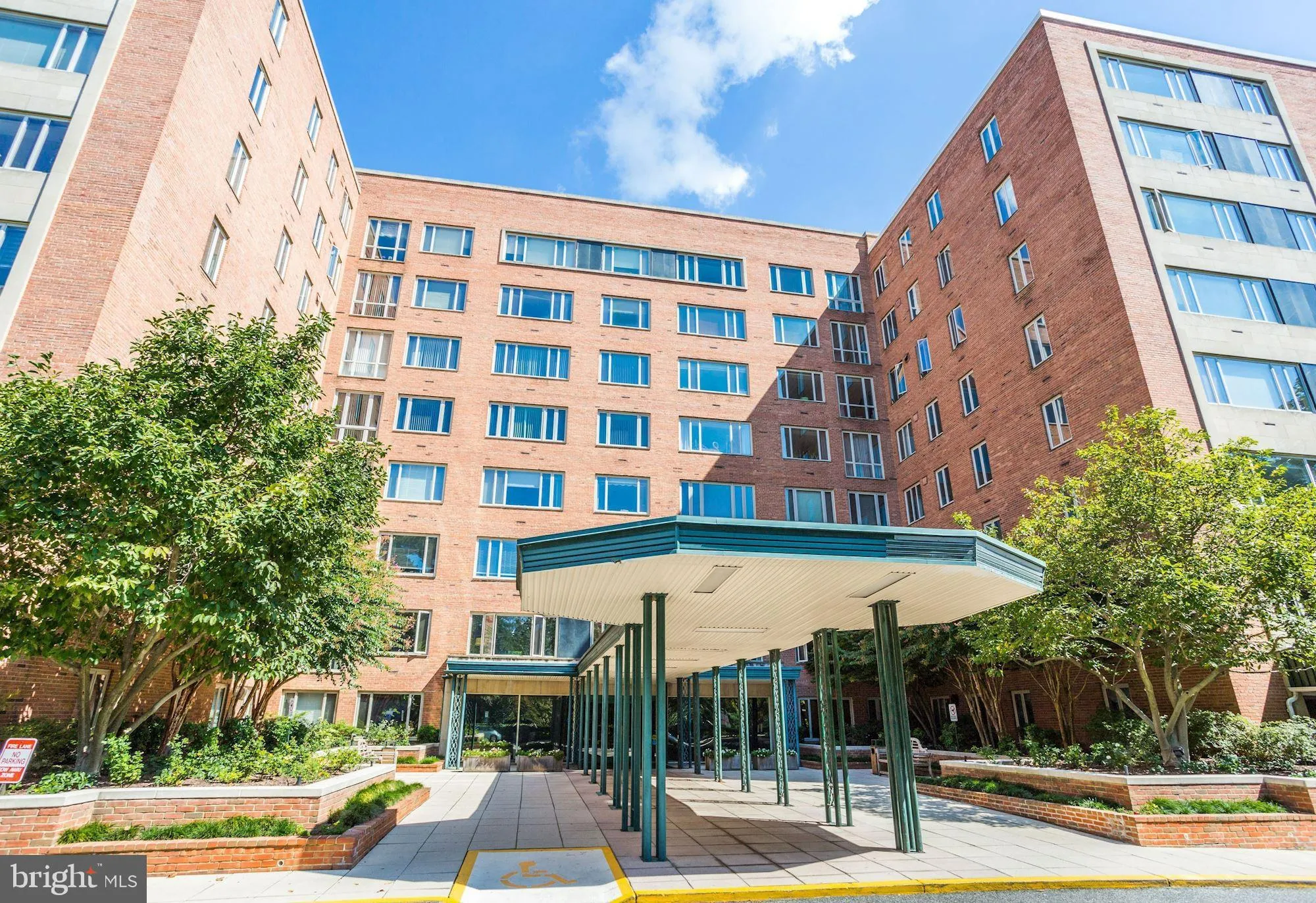 4301 MASSACHUSETTS AVENUE, Washington, DC 20016
