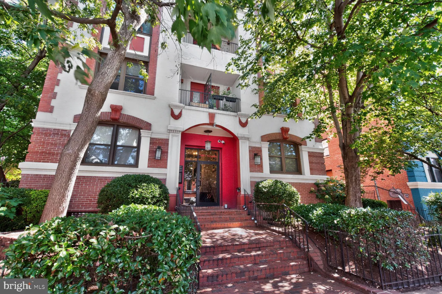 1495 NEWTON STREET, Washington, DC 20010