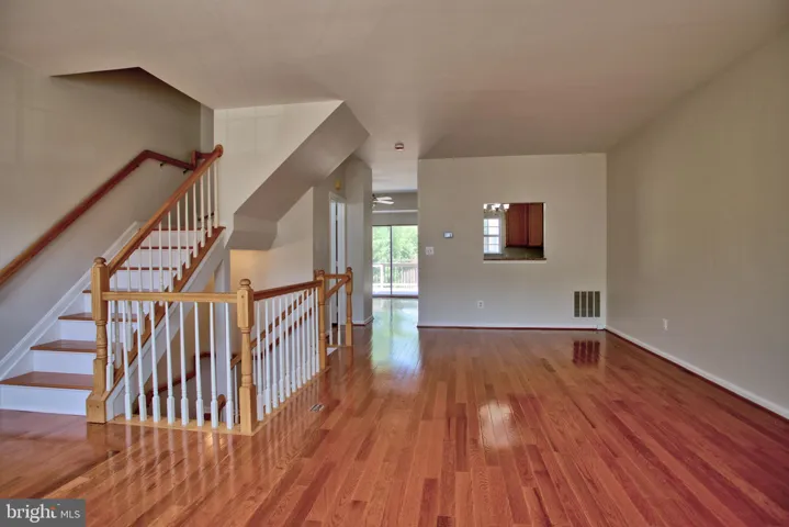 6285 Clay Pipe Court, Centreville, VA 20121