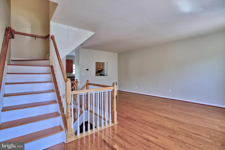 6285 Clay Pipe Court, Centreville, VA 20121