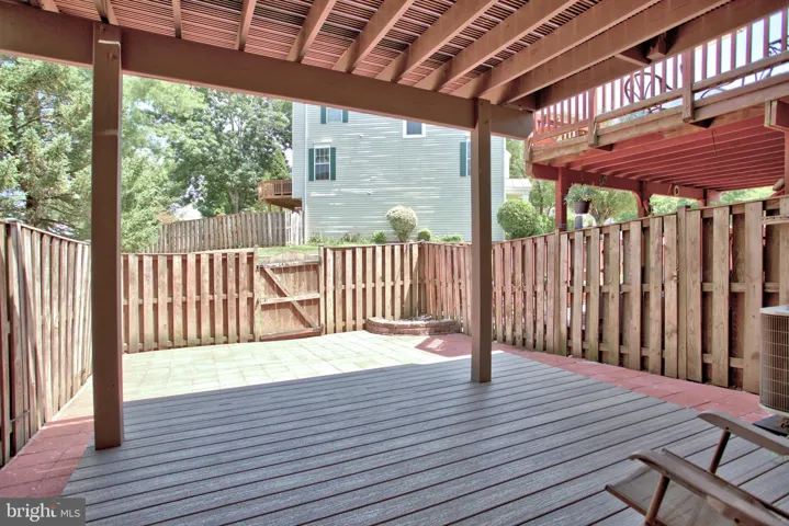 6285 Clay Pipe Court, Centreville, VA 20121