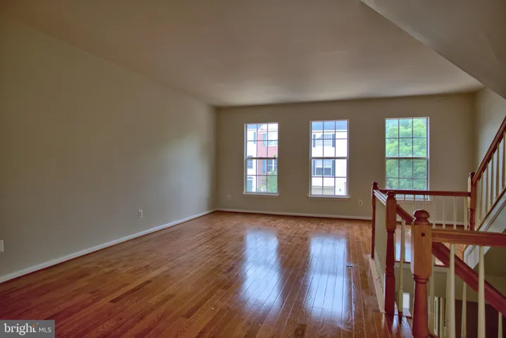 6285 Clay Pipe Court, Centreville, VA 20121