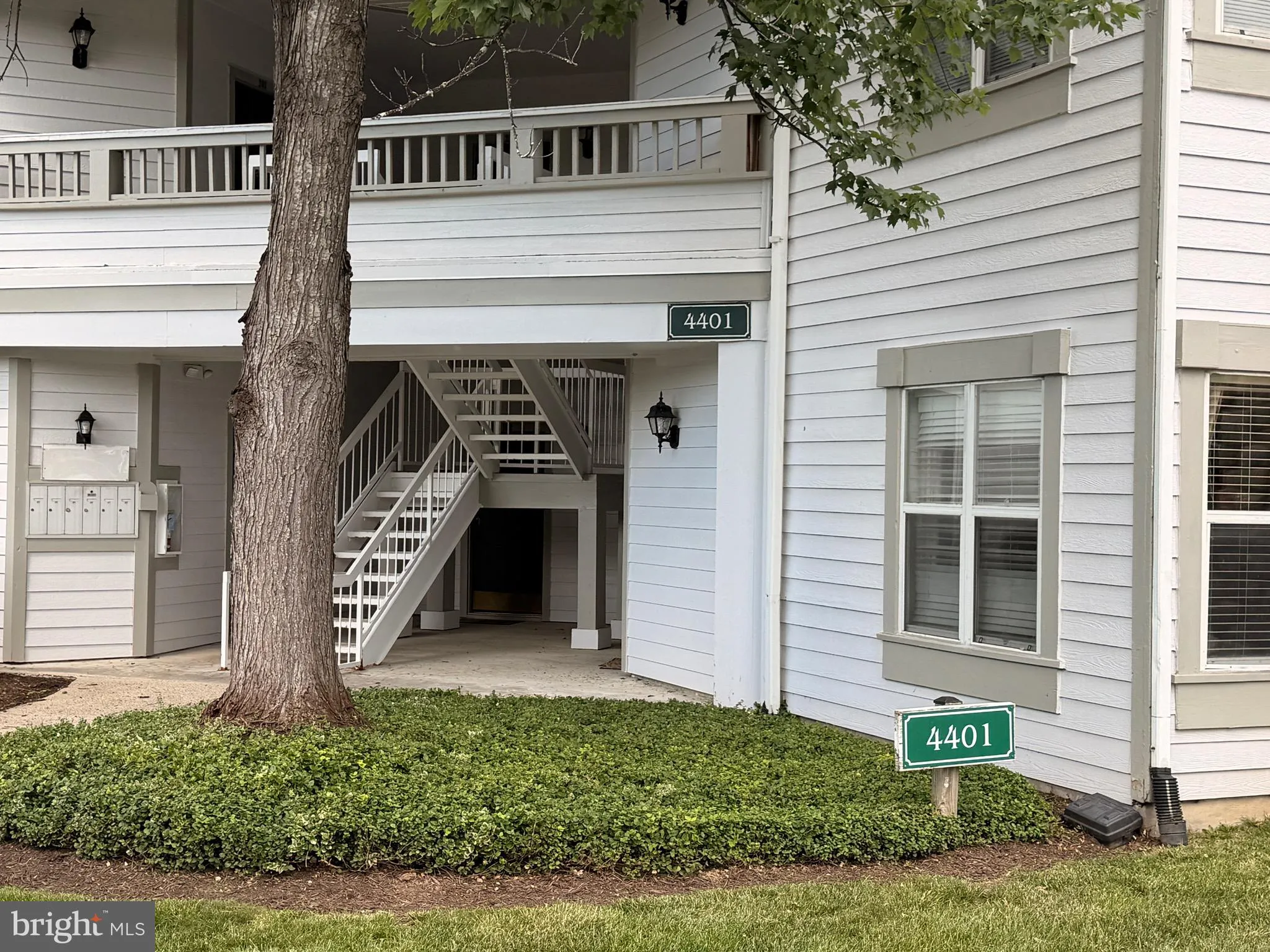 4401 FAIR STONE DRIVE, Fairfax, VA 22033
