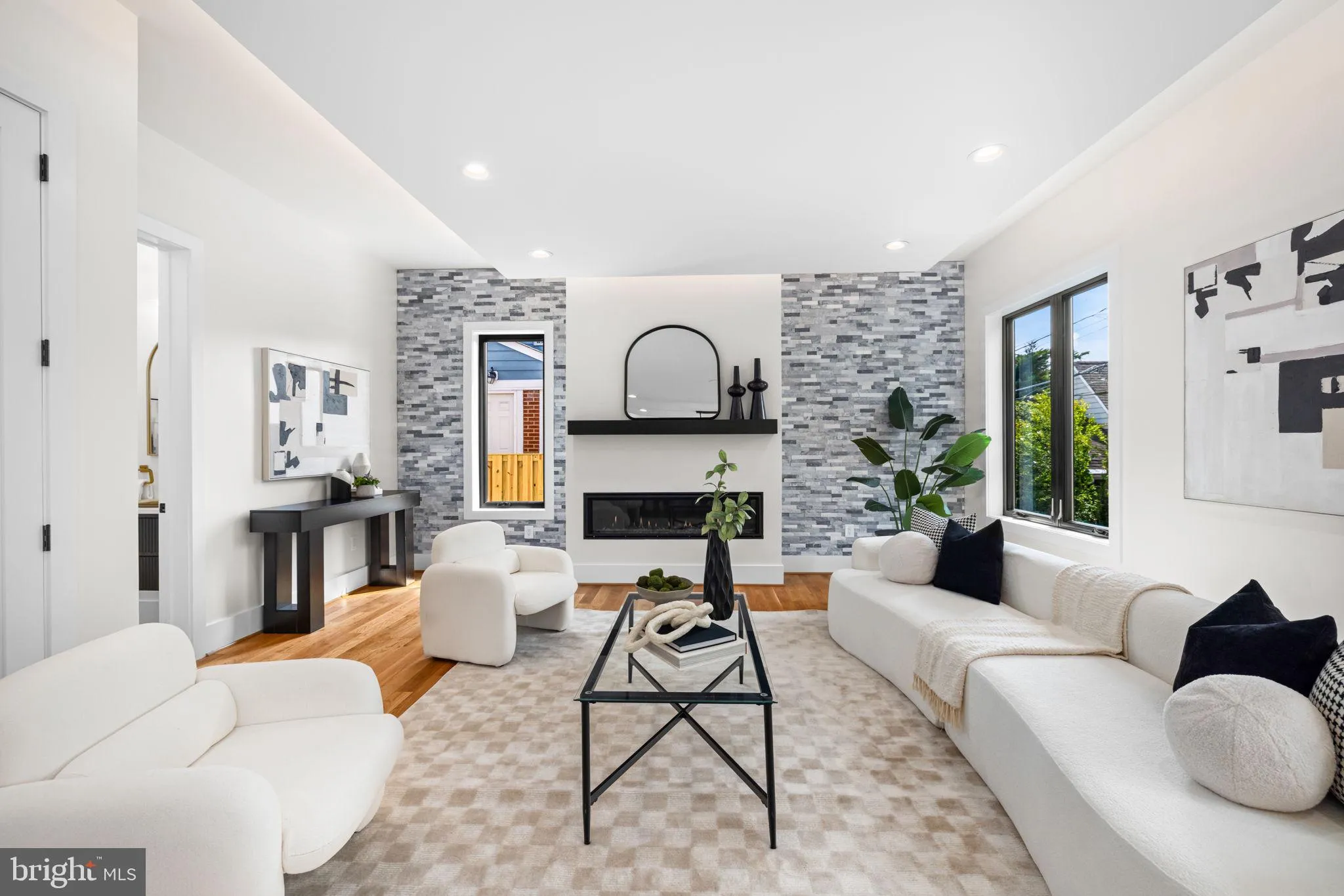6424 29TH STREET, Arlington, VA 22207