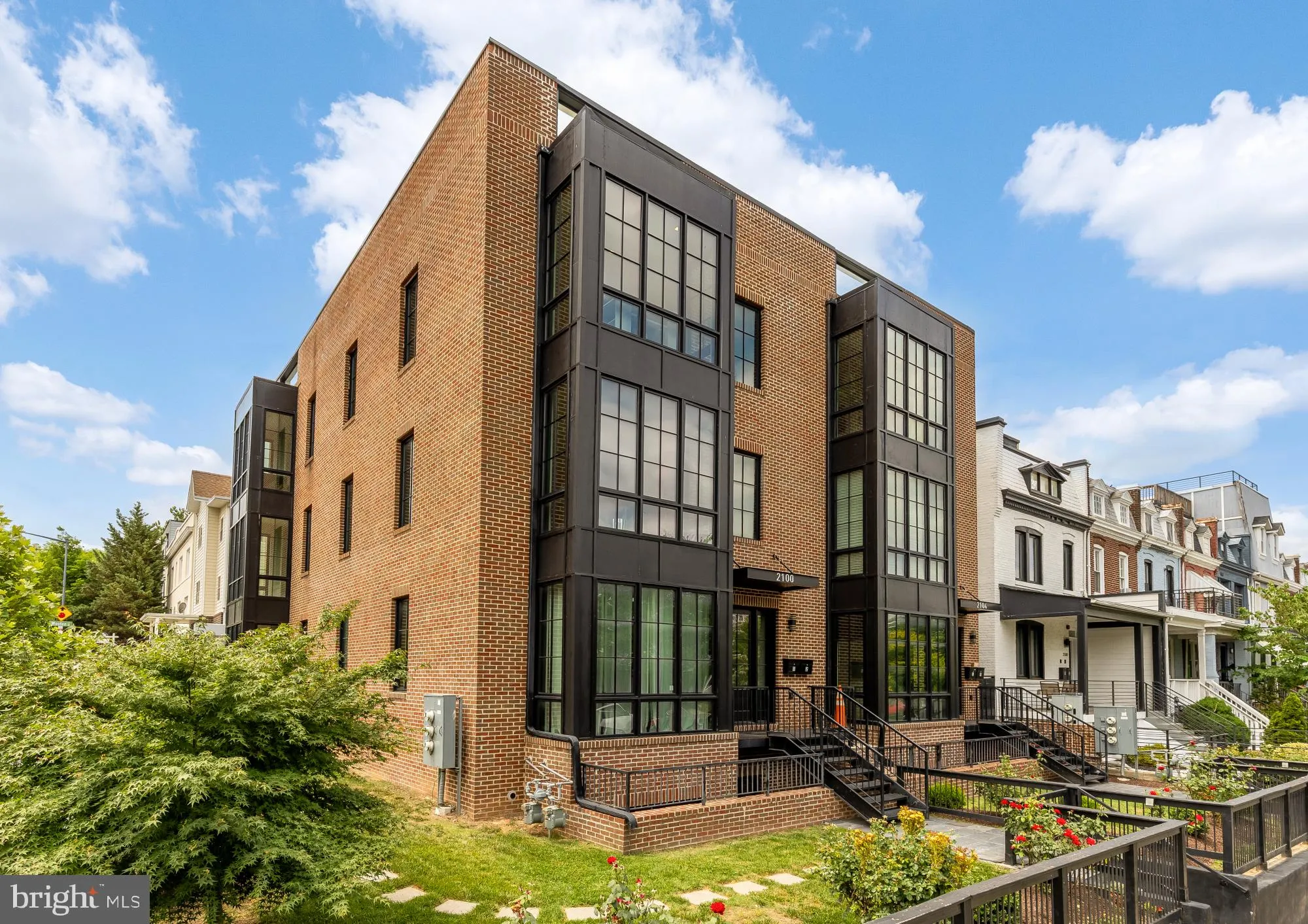 2100 4TH STREET, Washington, DC 20002