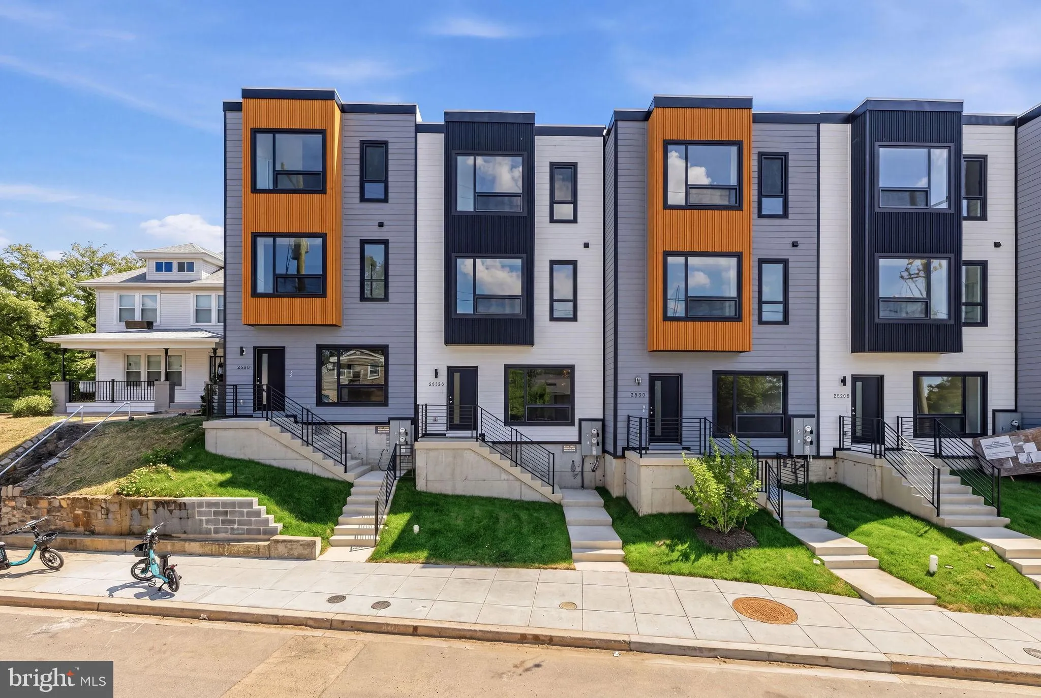 2530 ELVANS ROAD, Washington, DC 20020