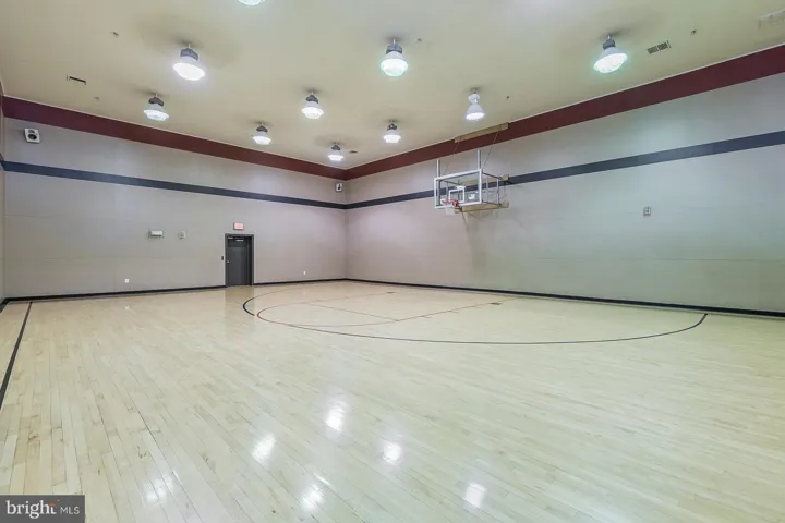 9486 Virginia Center Boulevard, Vienna, VA 22181