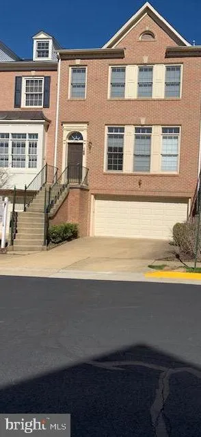 1807 FAWNCREST COURT, Vienna, VA 22182