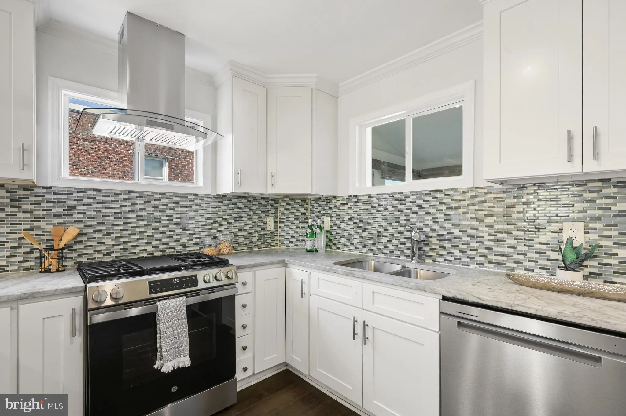 1900 SAVANNAH PLACE, Washington, DC 20020