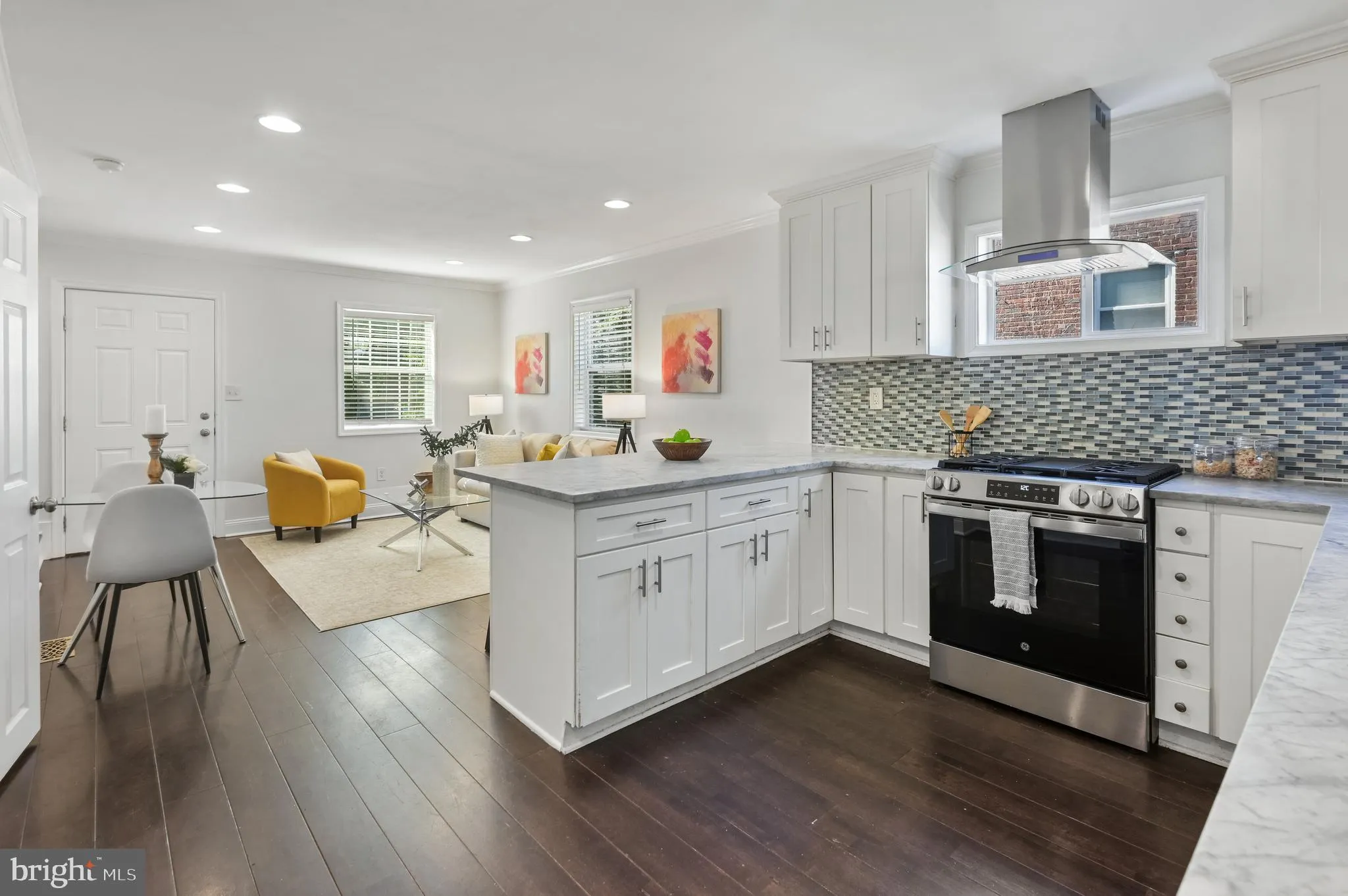 1900 SAVANNAH PLACE, Washington, DC 20020