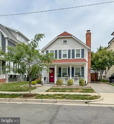 32 LINDEN STREET, Alexandria, VA 22301