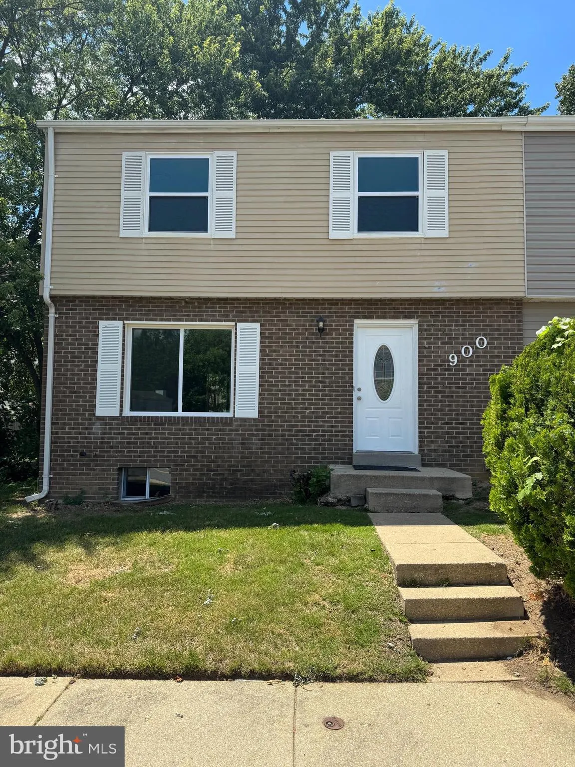 900 NADINE COURT, Landover, MD 20785