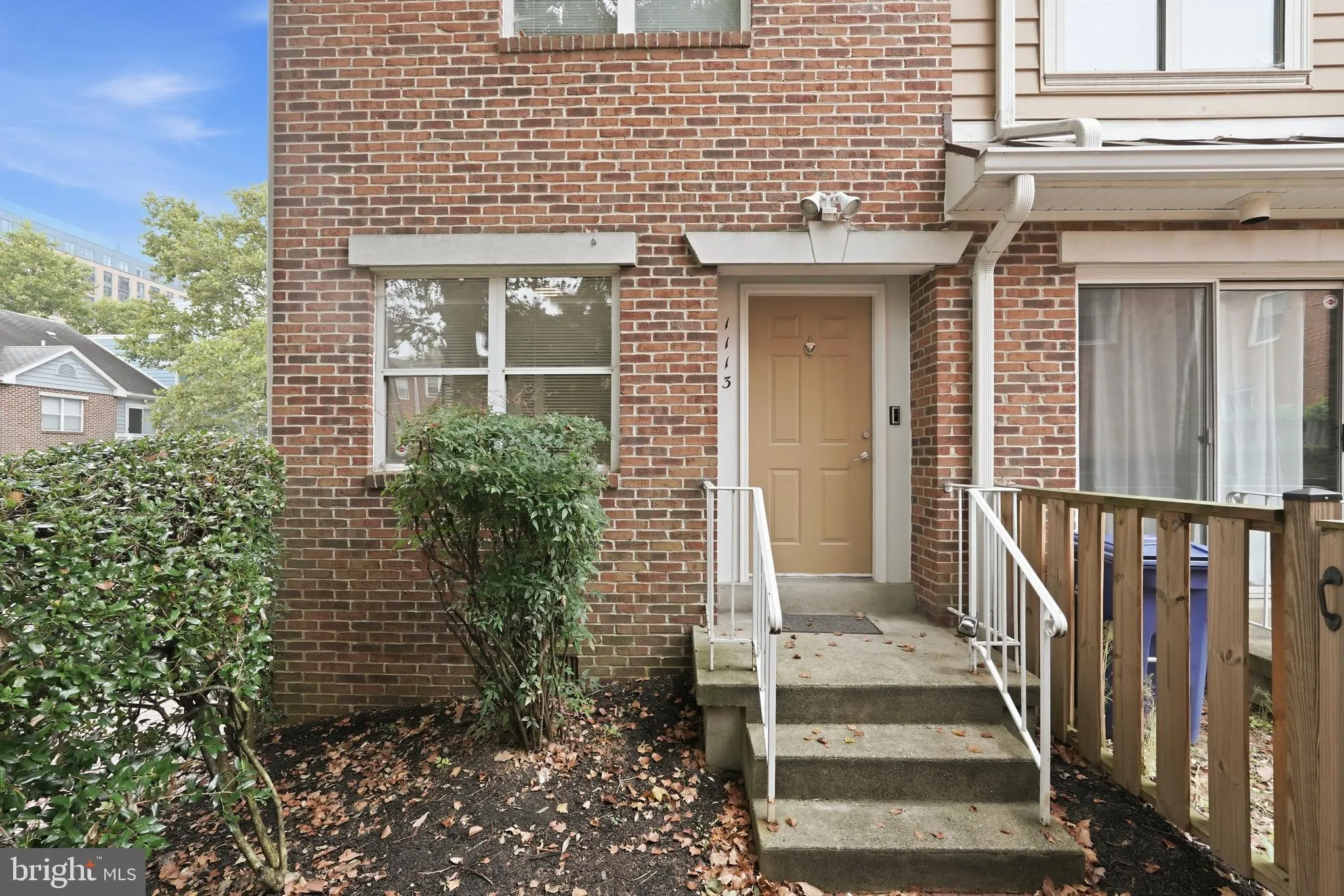 1113 VERNON STREET, Arlington, VA 22201