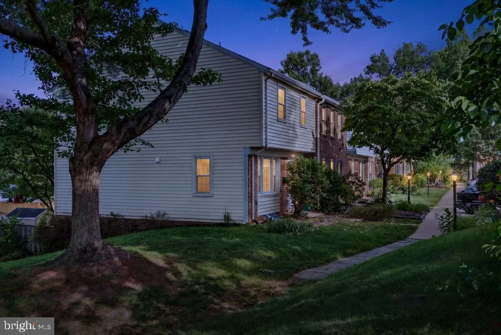 19 BIG ACRE SQUARE, Gaithersburg, MD 20878