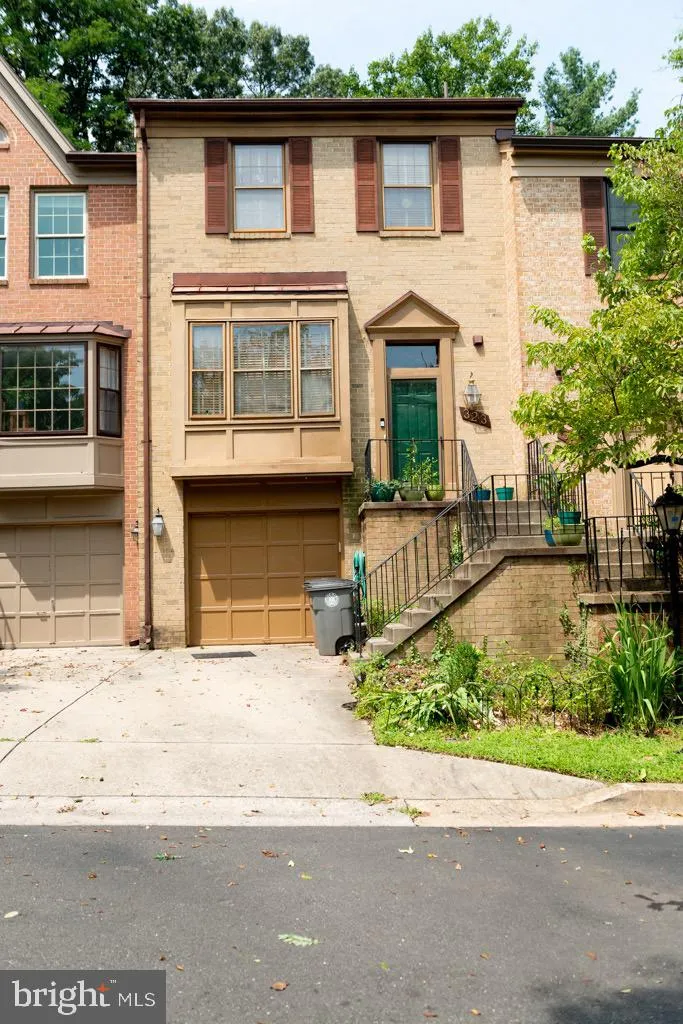 323 LYNN MANOR DRIVE, Rockville, MD 20850
